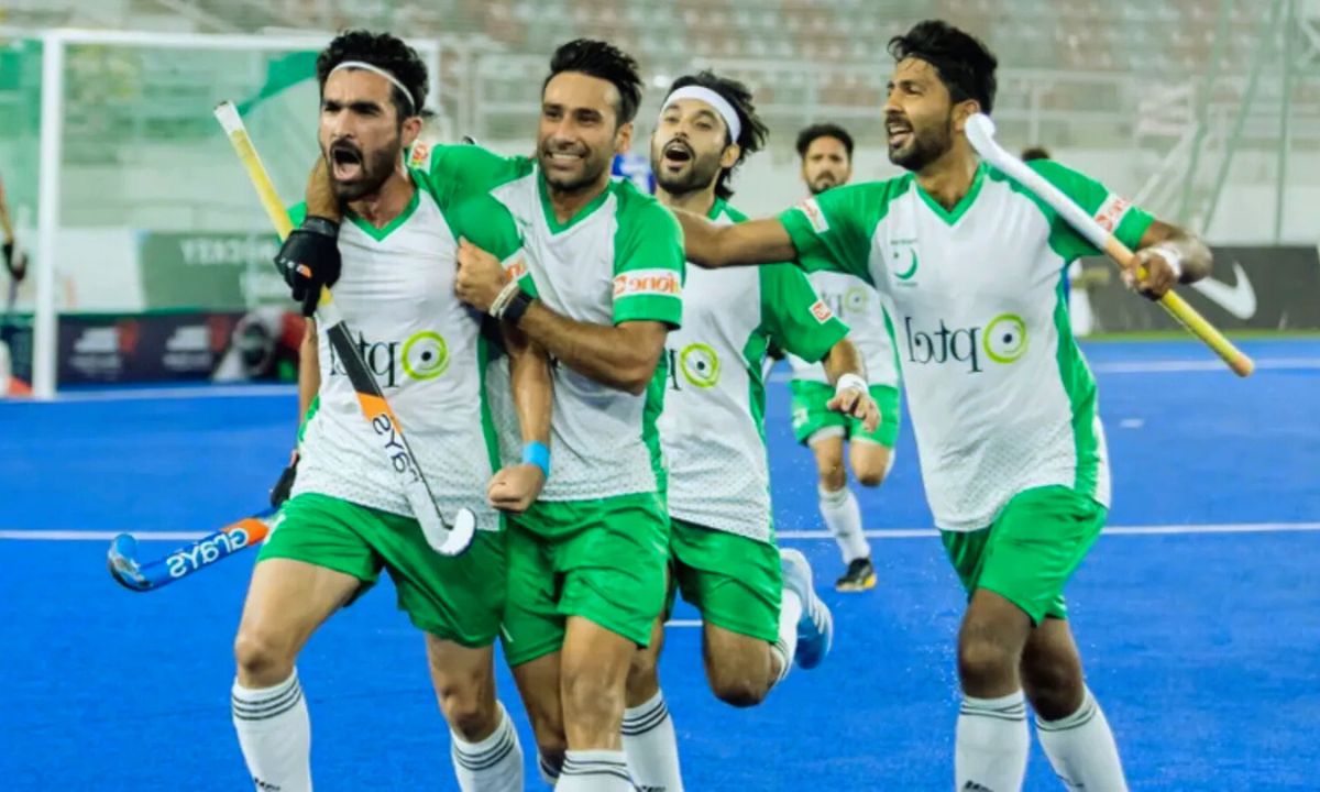 Hope Meets Crisis: Pakistan Hockey Team’s FIH Dream at Risk Amid Financial Turmoil
