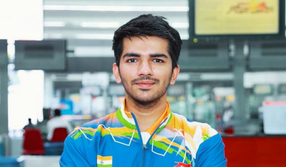 Tarun dhillon badminton player